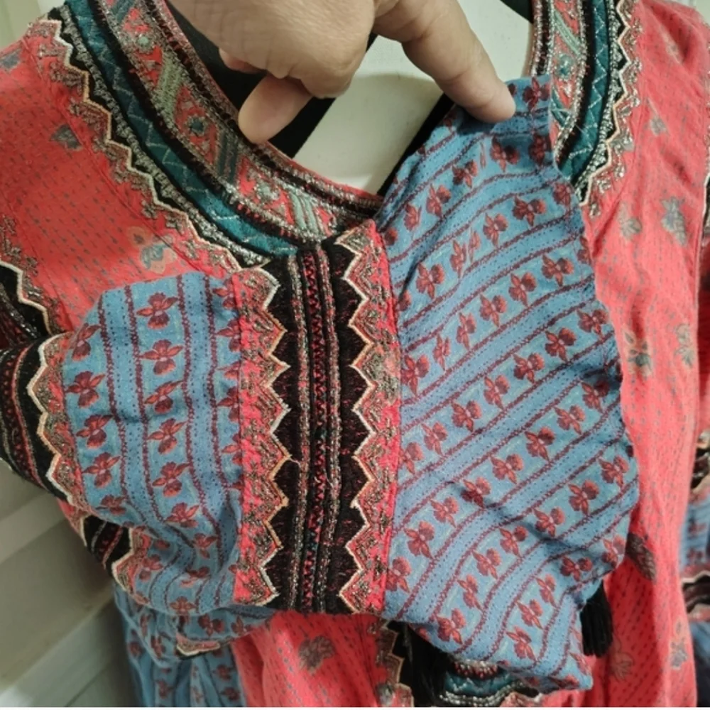 Boho V-Neck Tassel Peasant Top in Coral Mix - Picture 7 of 13